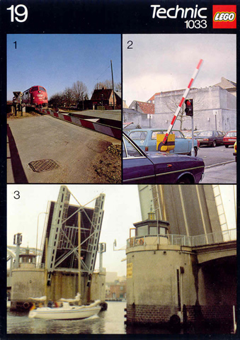 Set 1032 Activity Booklet 19 - Drawbridges & Boom Gates