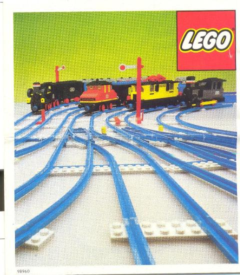 Information Leaflet about how to make a 4.5v train layout (98960)