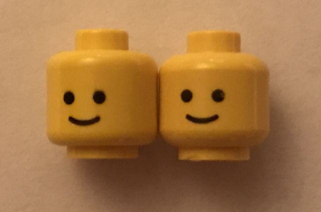 Lego polybag head with standard grin/3626bp01 set 9364/9247/4558/6086/6090... 
