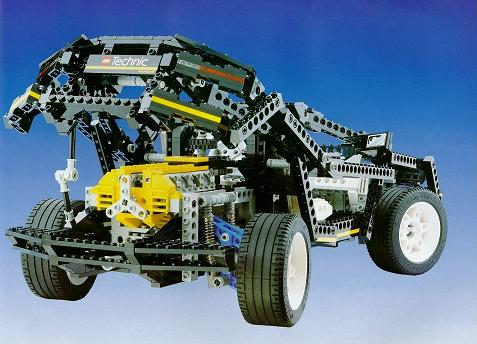 Supercar LEGO Technic 8880 : mise à jour, 25 ans plus tard - HelloBricks