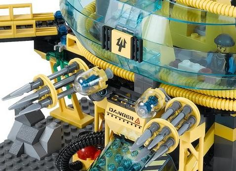 Lego Aqua Raiders: Aquabase Invasion newest set 7775