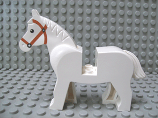 LEGO 4493 BROWN HORSE BLK EYES WHITE PUPILS /& DARK ORANGE BRIDLE PATTERN x 1