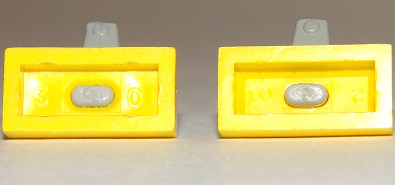 Sole Sfumatura 69c02 LEGO Tap 1x2 base con Cromo Argento beccuccio - Bianco x1