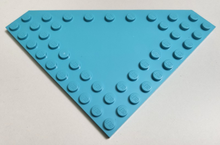 Wedge, Plate 10 x 10 Cut Corner with no Studs in Center