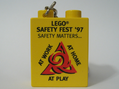 Duplo, Brick 1 x 2 x 2 with Lego Safety Fest '97 Pattern -  Key Chain