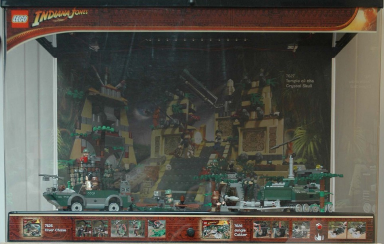 Display Assembled Set, Indiana Jones Sets 7625 and 7626 in Plastic Case