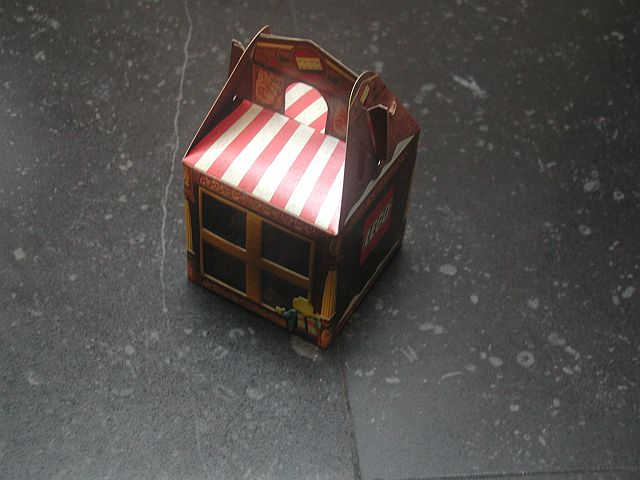 Pick-A-Brick Cardboard Box Holiday 2009 (valid 12/26/2009 - 03/31/2010)