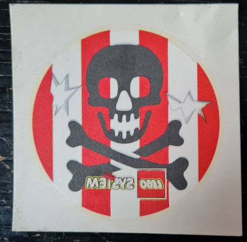 Tattoo (Temporary Body Print), Pirate Skull and Crossbones over Flag Pattern