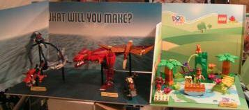 Display Assembled Set, Large Floor Board only with Designer and Dora the Explorer (shows 4506, 4507, 7333)