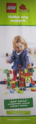 Display Flag Cloth, DUPLO Logo and Girl - CZ