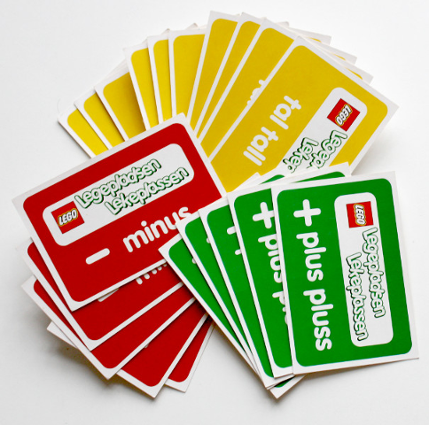 Legepladsen, tællespil for førskolebørn / Lekeplassen, tellespill for førskolebarn, Card Deck (10 Yellow, 5 Red, 5 Green)