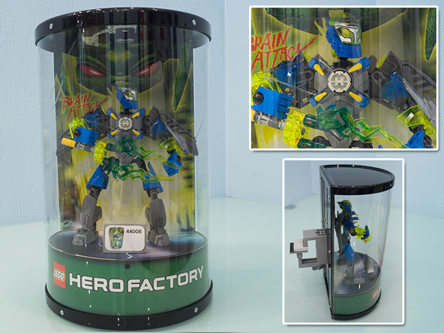 Display Assembled Set, Hero Factory Set 44008 in Plastic Case with Light, mounts