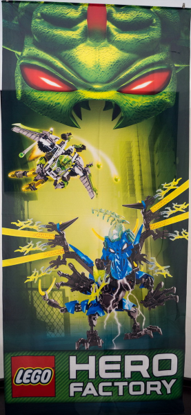 Display Flag Cloth, Hero Factory, Jet Rocka and Dragon Bolt