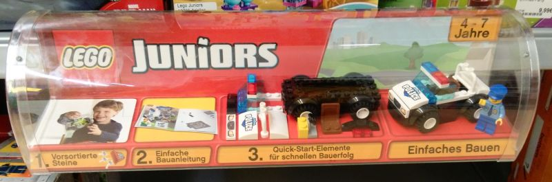 Display Assembled Set, Juniors in Plastic Case