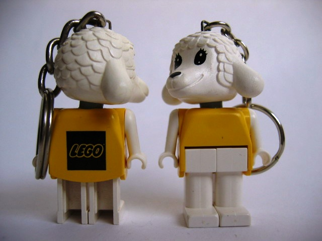 Lamb 3 Key Chain - Twisted Metal Chain, Black LEGO Logo on Back