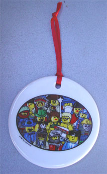 Christmas Tree Ornament, LEGOLAND California Ceramic Plate with Minifigures Pattern (Bauble)