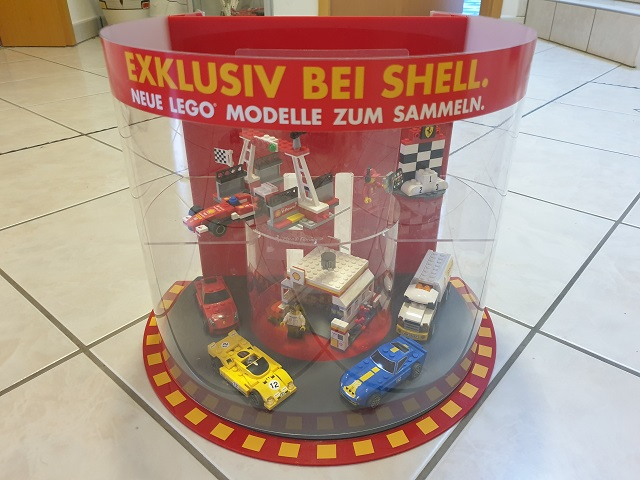 Display Case for Shell Promotional Sets: 40190, 40191, 40192, 40193, 40194, 40195 and 40196