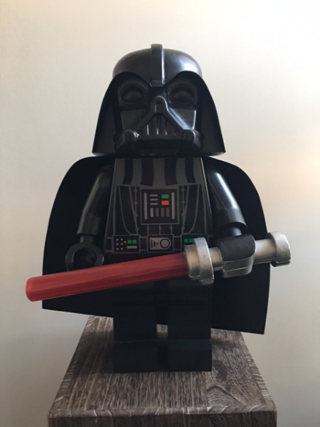 Display Figure 7in x 11in x 19in (SW Darth Vader)