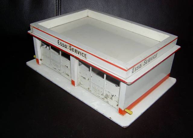 Wooden Esso Garage Double Door