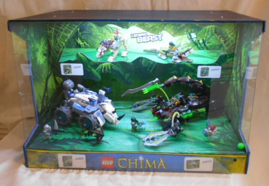 Display Assembled Set, Legends of Chima Sets 70131, 70132 in Plastic Case with Light