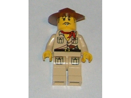 Magnet, Minifigure Johnny Thunder - Tan Torso, Tan Legs with Pockets