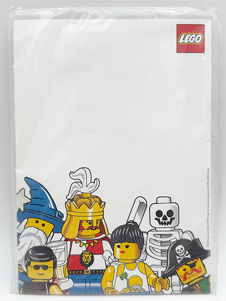 Paper, Letter / Sketch with Minifigures and LEGO Logo Pattern