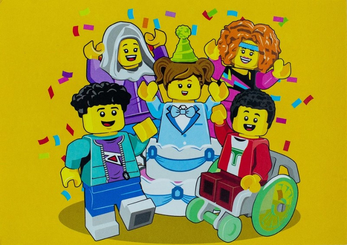 Postcard - Kinderpostzegels 2023 - 5 Minifigures Celebrating
