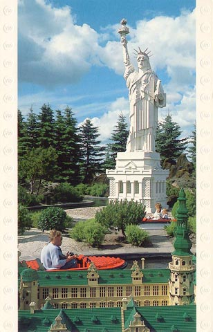 Postcard - Legoland Parks, Legoland Billund - The Statue of Liberty 2