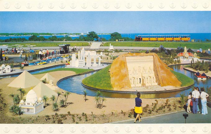 Postcard - Legoland Parks, Legoland Sierksdorf - Kanalboote und LEGO-Zug