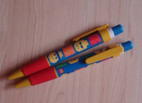 Minifigure Heads and Bricks Pen