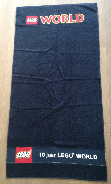 Towel, 10 jaar Legoworld, 70 x 140 cm, Black
