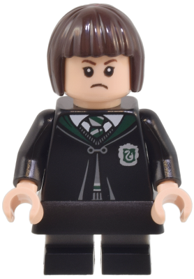Pansy Parkinson - Slytherin Robe Clasped, Black Skirt, Black