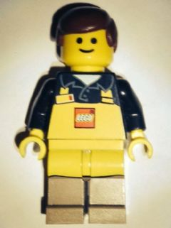 LEGO Employee, with Apron : Minifigure tls087 | BrickLink