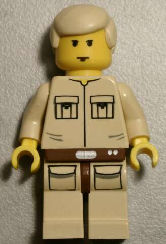 Luke Skywalker (Cloud City, Tan Shirt): LEGO minifigure of Luke Skywalker in his Cloud City appearance, with a tan shirt and a bespin style belt.