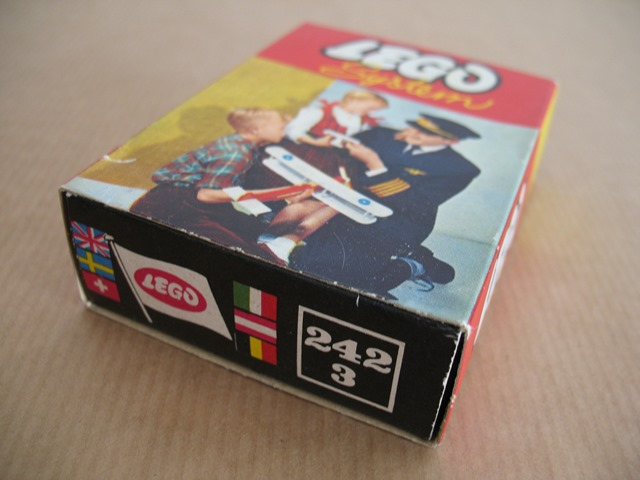 6 International Flags -3-