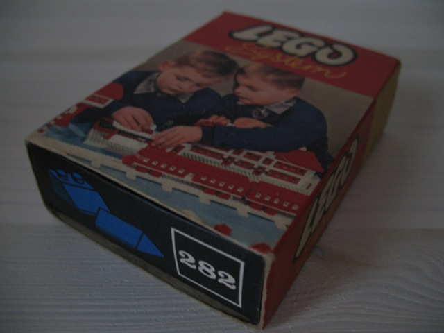 2 x 2 Sloping Roof Bricks, Blue