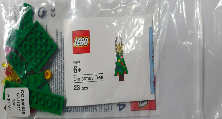 Christmas Tree (Toys "R" Us Singapore Exclusive)