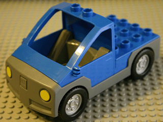 Lego Duplo JURASSIC WORLD BLUE TRUCK JEEP VEHICLE on Grey Base 4x8 with Hitch 