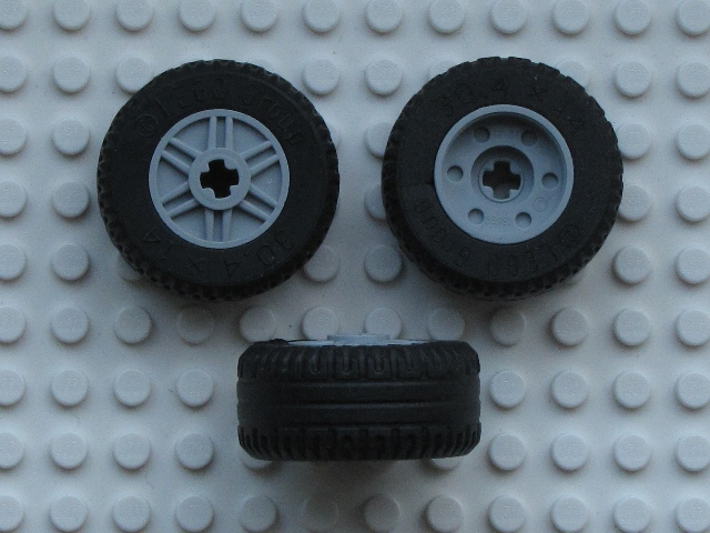 Tire 30.4 x 14 ref 92402 2 x roue LEGO PearlGold wheel ref 55981 