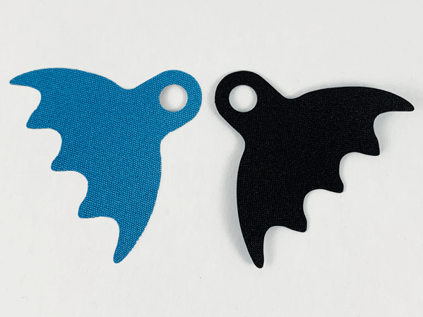 Minifigure Cape Cloth, Scalloped 5 Points, Narrow Collar, Single Top Hole - Traditional Starched Fabric with Dark Azure and Black Sides