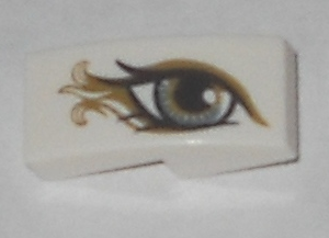 Slope, Curved 2 x 1 x 2/3 with Metallic Light Blue Eye with Gold Highlights Pattern Model Right Side