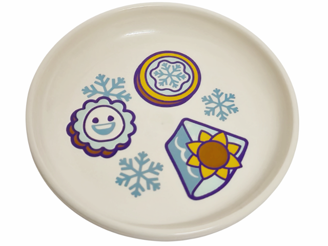 Duplo Utensil Dish 3 x 3 with Piece of Cake with Flower, Snowgie Cookie, and Snowflakes Pattern