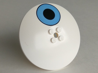 Dish 8 x 8 Inverted (Radar) with Black Circle on Medium Blue Circle Eye Pattern