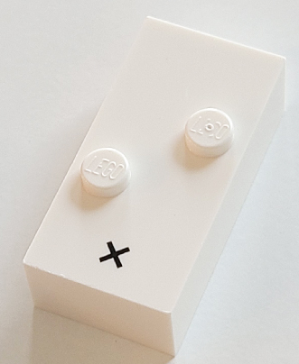 Brick, Braille 2 x 4 with 2 Studs with Black Multiplication Sign (×) Pattern (dots-35 ⠔) (French with Antoine Numbers)