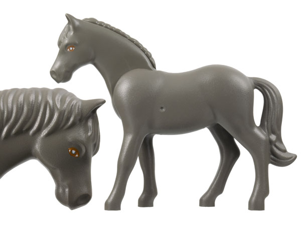 Horse, Belville with Brown Outlined Eyes with Eye Whites and White Pupils Pattern