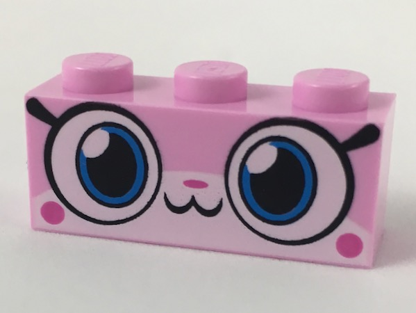 Brick 1 x 3 with Cat Face Wide Eyes and Small Smile Pattern