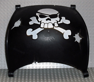 Duplo Boat Sail 11 x 12 with Skull and Crossbones Pattern