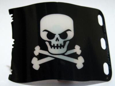 Plastic Flag 7 x 4 with Pirate Skull and Crossbones (Jolly Roger) Pattern Evil Skull