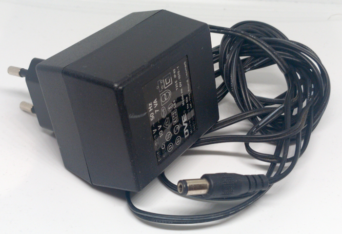 Electric, Train Speed Regulator 9V Power Adapter 220V (Continental Europe, DVE Version)