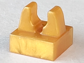 Tile, Modified 1 x 1 with Clip with Center Cut